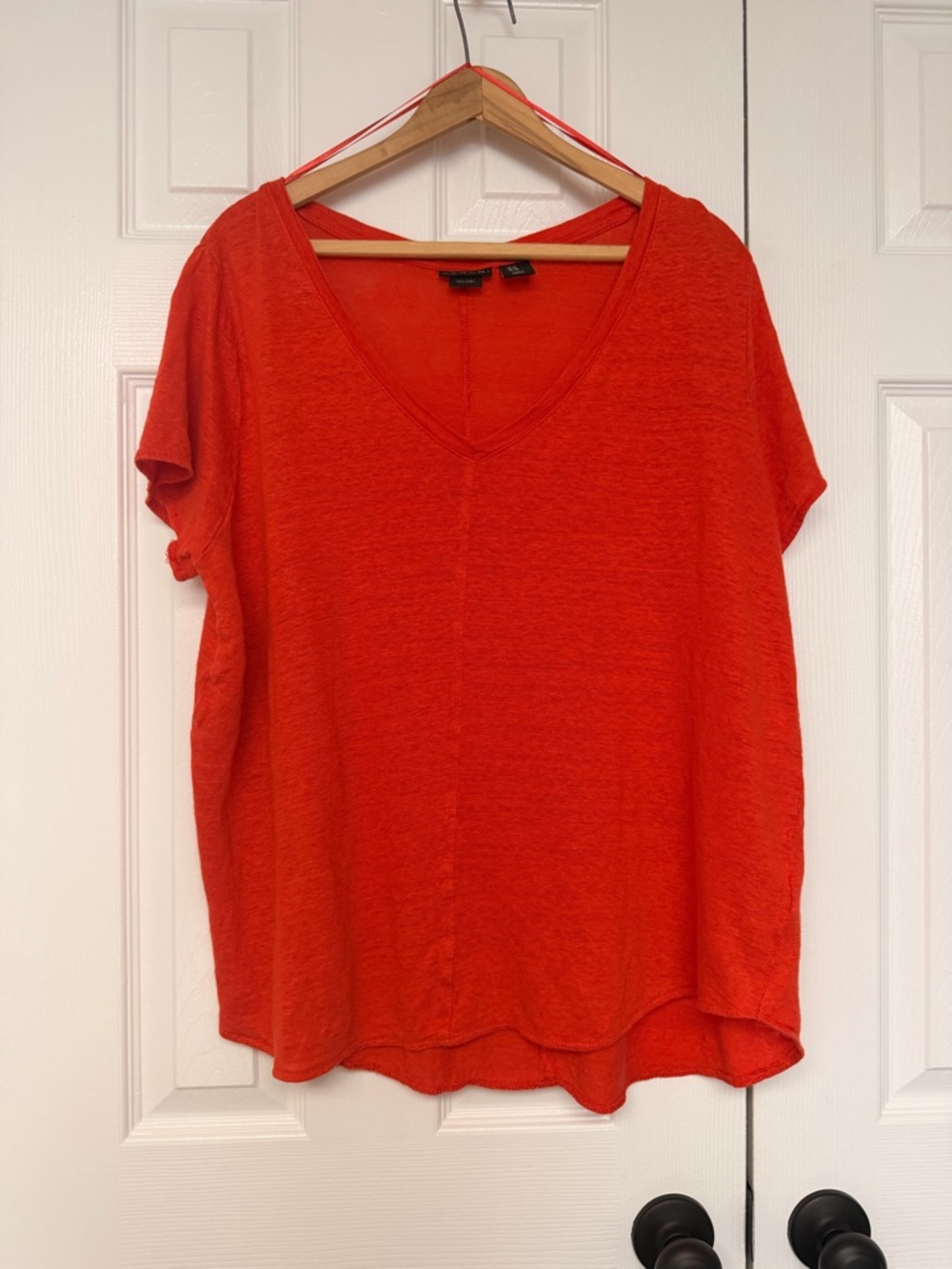 Red Linen Top 1X Lightweight Breathable V-Neck Tahari Minimalist Coastal Relaxed - Picture 6 of 8